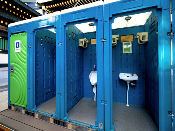 Portable Toilet Options We Offer in Clinton, MO